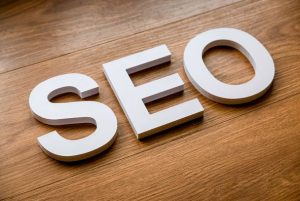 آموزش جذب مخاطب هدف: چکیده ۱۰ تجربه طلایی نی‌نی‌سایت